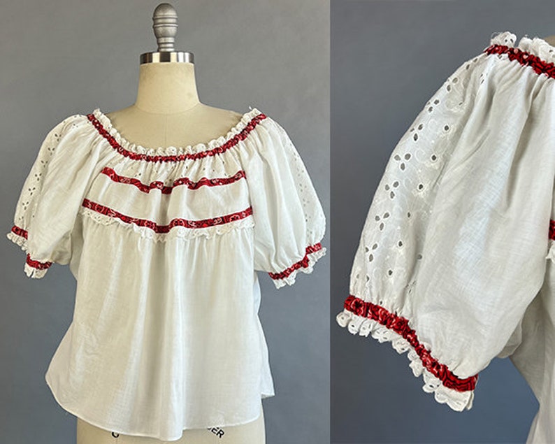 1950s Eyelet Peasant Blouse / White Eyelet Lace Peasant Blouse w/ Red Bandana Banding / Size Medium image 1