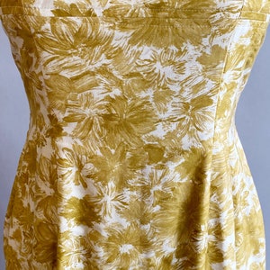 1950s Floral Print Dress / 1950s Wiggle Dress / 50s Day Dress / Vintage Lawn Dress / Size Small image 8