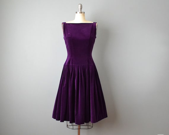 1950s Purple Velvet Dress / Cocktail Dress / 50s V