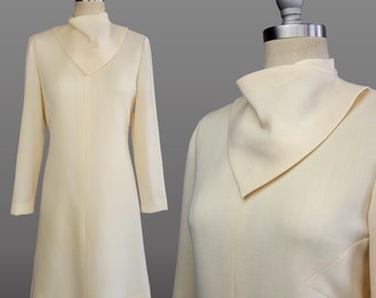 1960s Sheath Dress / 1960s Ivory Wool Dress / Edward Parnes Dress / 1960s Mod Dress / Size Medium