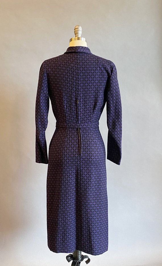 1950s Wiggle Dress / 50s Office Dress / Black And… - image 5