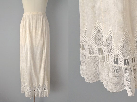 Edwardian Ivory Silk Skirt / Lace Appliqué / Edwar