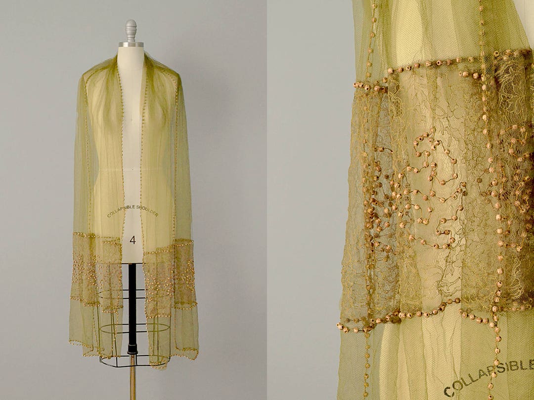 Vintage Motif Shawl — Gold Brown – La Garçonne
