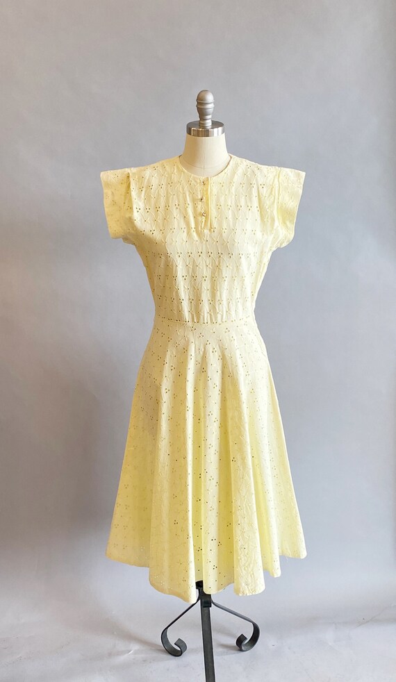 1950s Yellow Eyelet Dress / Yellow Cotton Day Dress / 50s - Etsy Israel