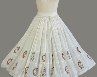 1950s Kokopelli Skirt / 1950s Hand Printed Skirt / Nizonih Studios Skirt / 1950s Fiesta Skirt / White Cotton Full Skirt / Size Medium