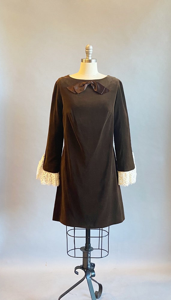 1960s Velvet Mini Dress / 60s Mod Dress / 1960s P… - image 2