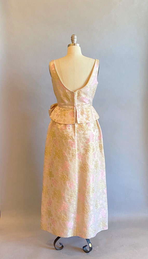 1950's Evening Gown / 1950s Pink and Gold Brocade… - image 8