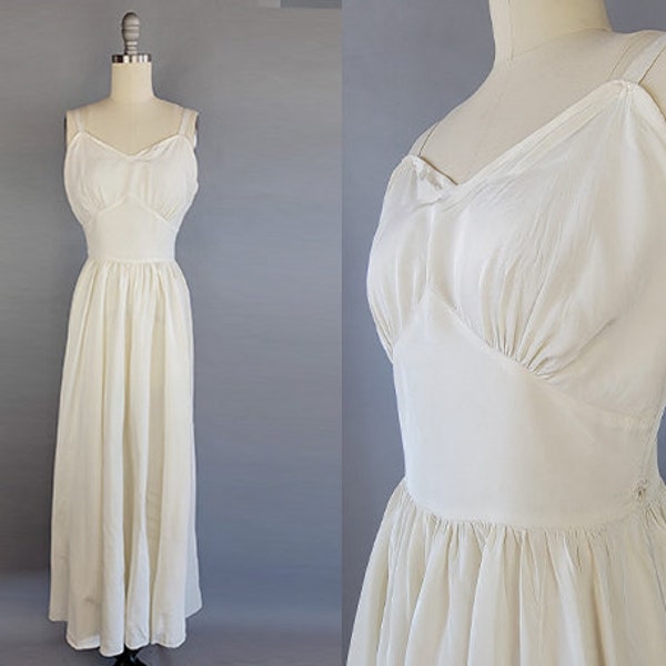 1930s White Gown/ 1930s Off-White Silk Taffeta Evening Dress / 1930s Bridal Dress / Size Small