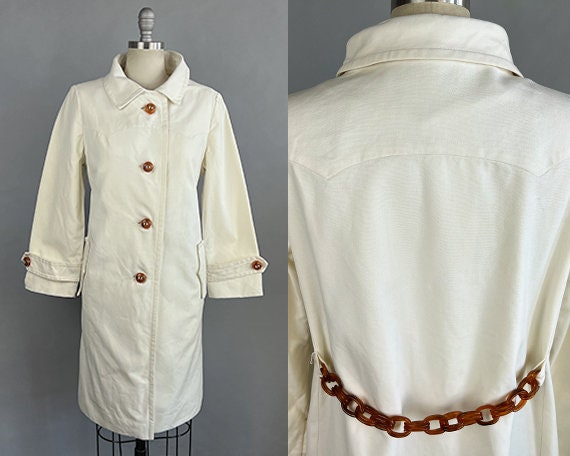 1960s Mod Coat / Celluloid Buttons & Chain on Whi… - image 1