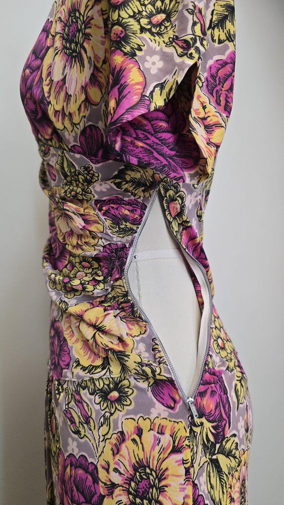 1940s Dress / 40s Rayon / 1940s Floral Dress / 19… - image 5
