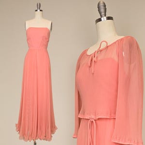 1970s Miss Elliette Gown / Pleated Chiffon Gown / Vintage Gown / Coral Chiffon Gown / Size Small  XS