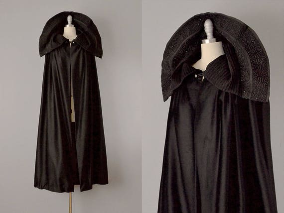 1800s Cape / Victorian Embellished Cape / Victori