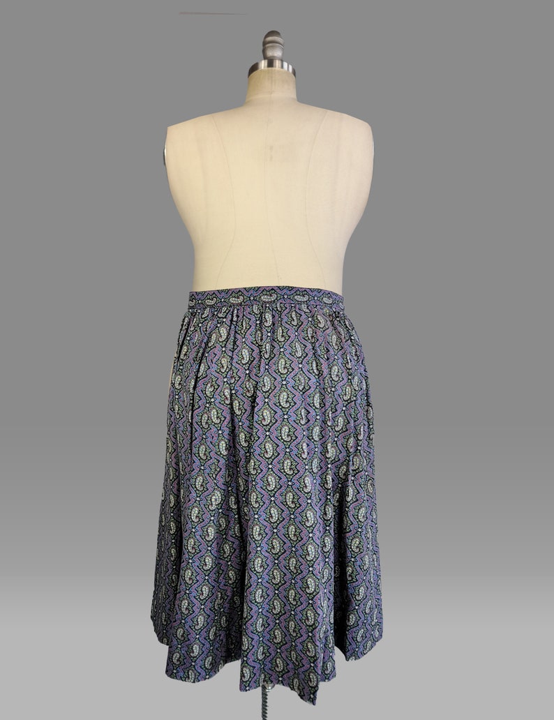 1940s Paisley Skirt / 40s Blue Cotton Paisley Skirt / Size X-Large Extra Large image 5