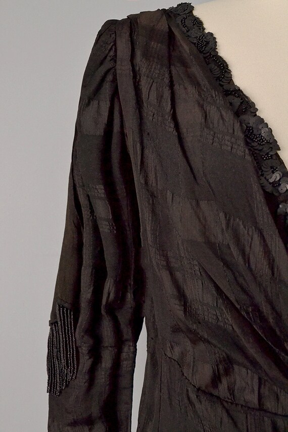 1800s Silk Dress / Victorian Black Silk Dress wit… - image 3