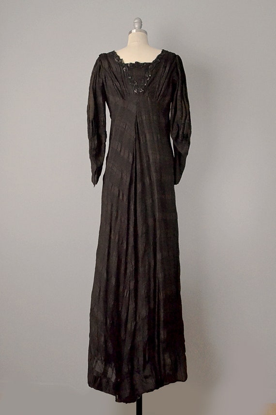 1800s Silk Dress / Victorian Black Silk Dress wit… - image 5