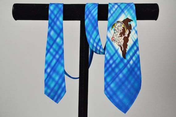 40s Necktie // 1940s Western Hand Painted Silk Cow