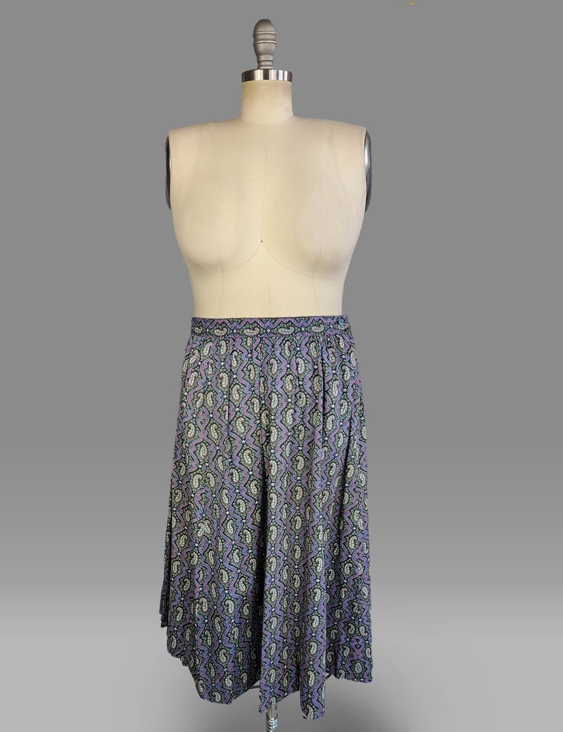 1940s Paisley Skirt / 40s Blue Cotton Paisley Skirt / Size X-Large Extra Large image 4