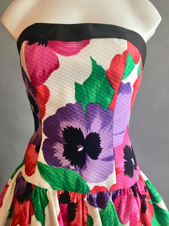 1980s Strapless Flower Print Dress / Cotton Pique… - image 4