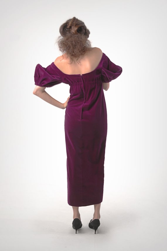 1960s Plum Velvet Regency Sleeved Dress / Purple … - image 7