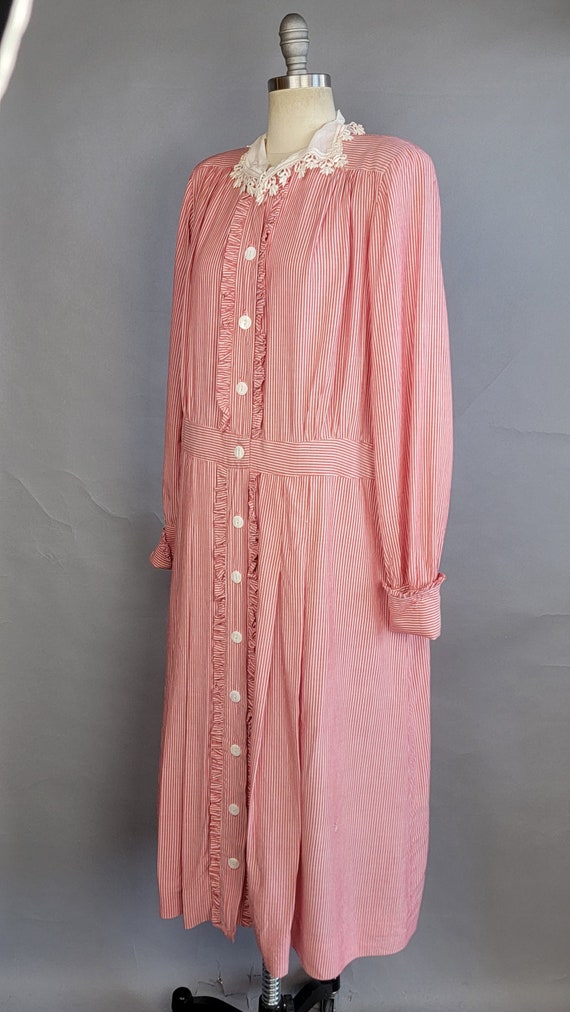 1940s Dress / Ranch Dress / Red Pinstriped Shirtw… - image 3