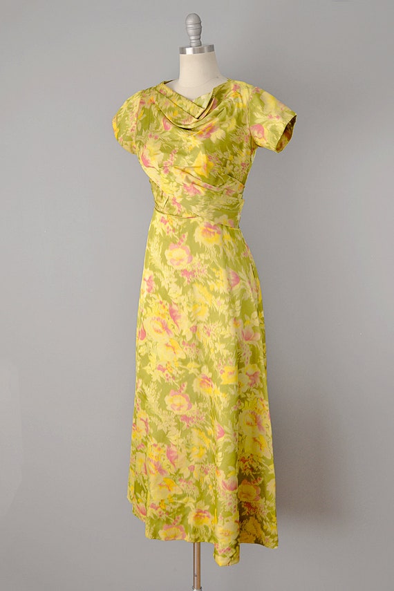 1950s Floral Print Silk Gown / 50s Dress / Yellow… - image 6