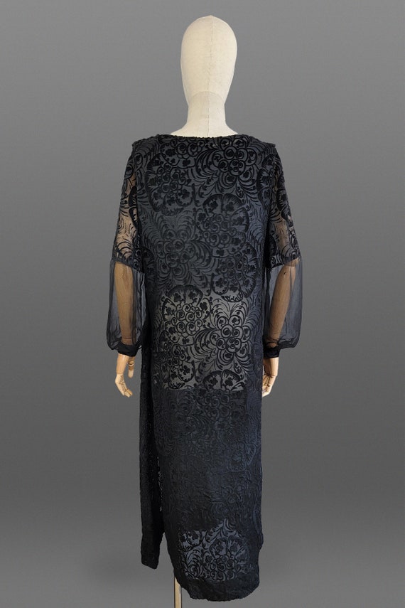 Floral Crewel Silk Dress | 1920s