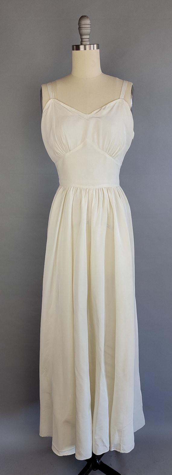 1930s White Gown/ 1930s Off-White Silk Taffeta Ev… - image 2