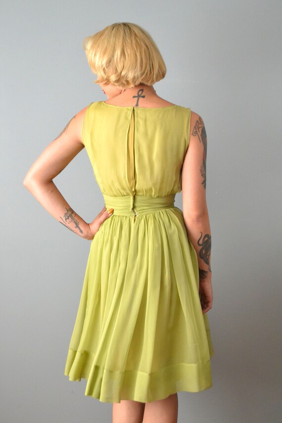 1950s Suzy Perette Party Dress / Green Silk Chiff… - image 4