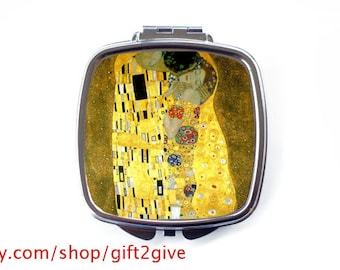 Compact Mirror The Kiss Gustav Klimt