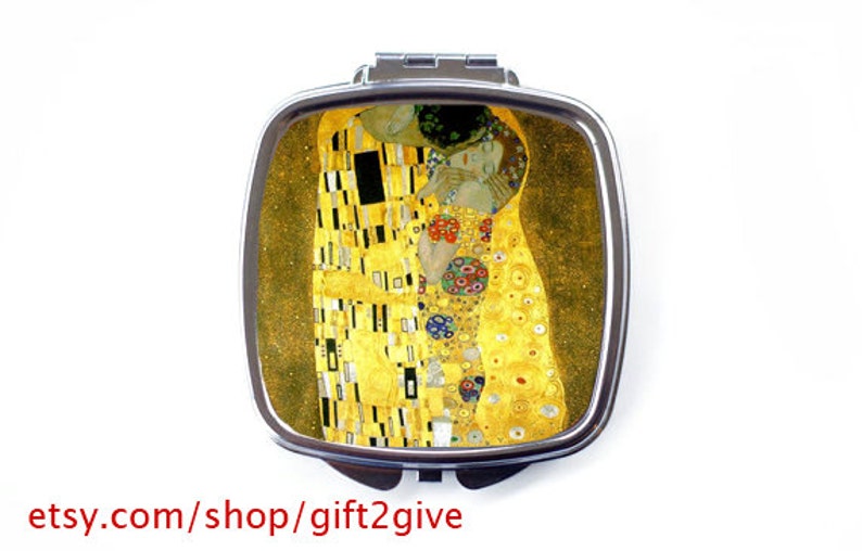 Compact Mirror The Kiss Gustav Klimt image 1