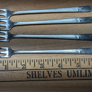Set of (4) Silver Plate Seafood Fork Prestige Plate - Etsy