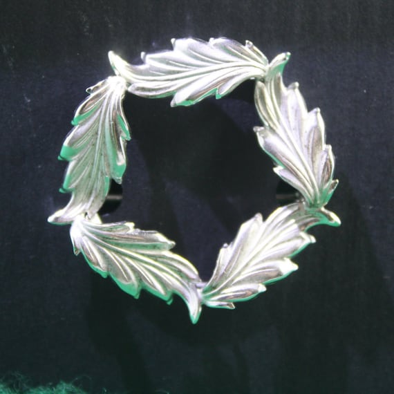 Vintage Carl Art sterling silver oak leaf brooch … - image 1