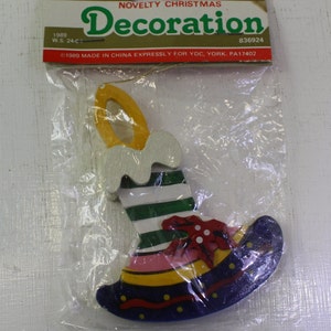 Vinta NOS hand painted wood Christmas Ornament Decoration.