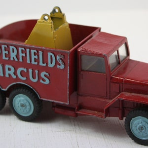 Vintage Corg Major Toys  Chipperfields Circus 1121 International 6x6 crane Truck Made in Great Britain
