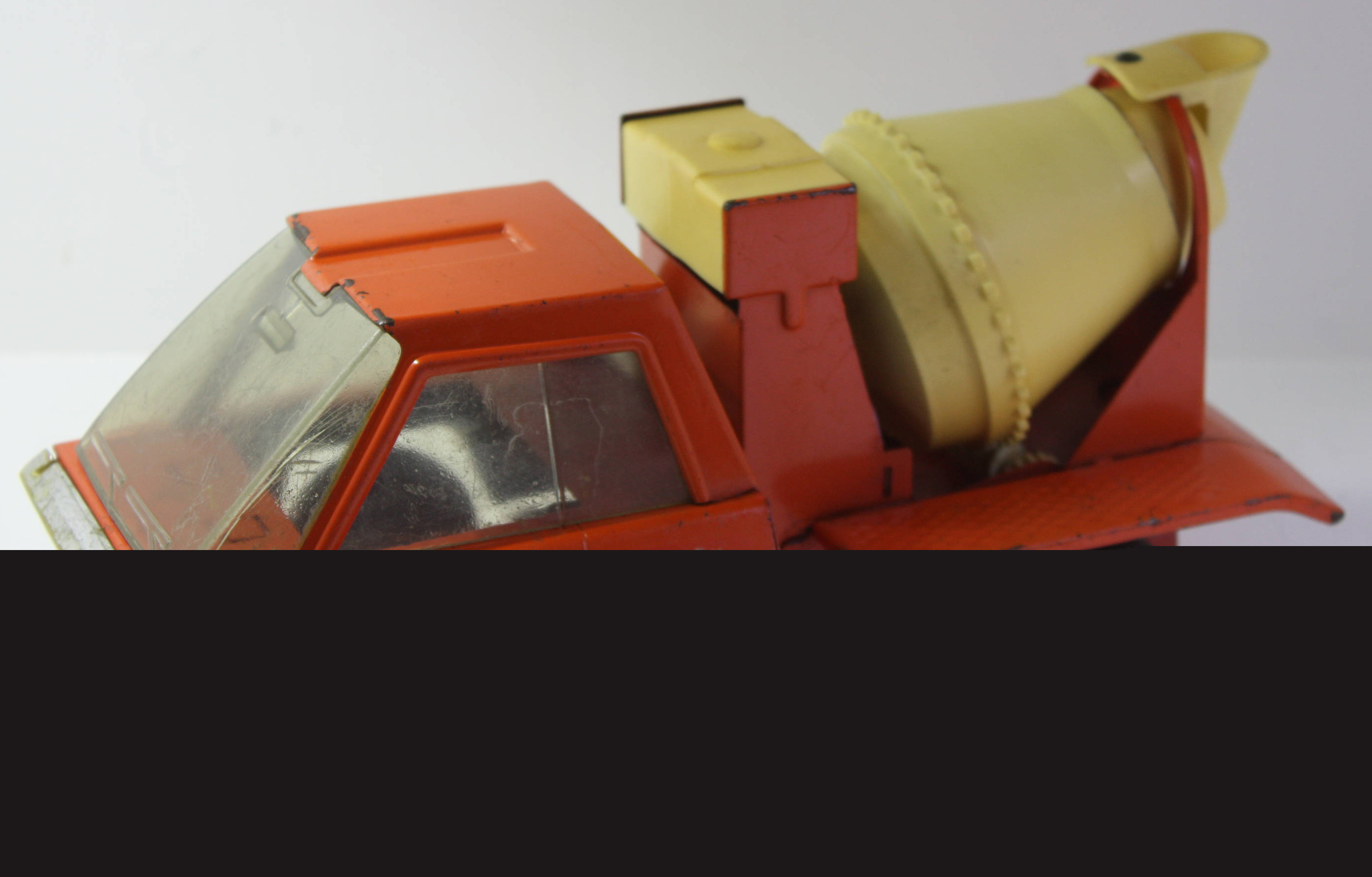 structo toys cement mixer