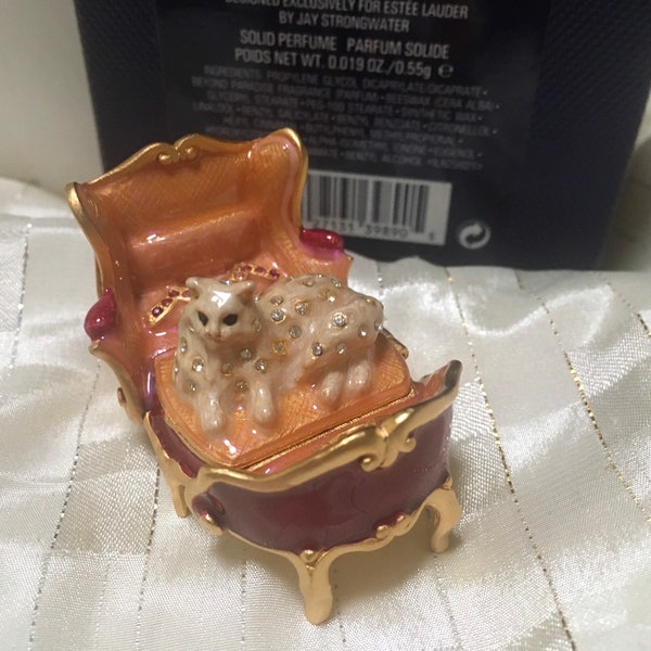 Estée Lauder Regal Kitty compact by Jay Strongwater with Beyond Paradise solid