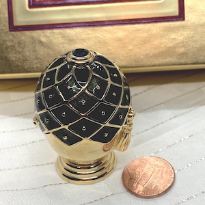 Estee Lauder Egg - Etsy UK