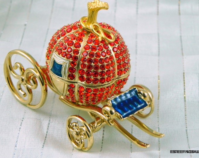 MAGICAL CINDERELLA'S COACH by Estee Lauder solid perfume