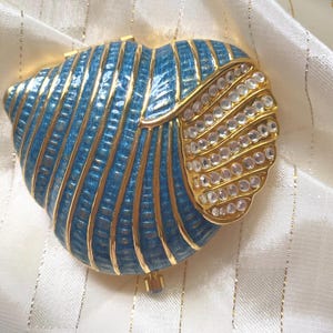 Estée Lauder Powder compact in BLUE Shell RARE empty