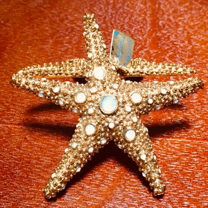 Solid Perfume Compact SHIMMERING STARFISH by Estée Lauder Private Collection