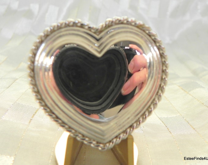 Este'e Lauder Engraved Heart 1984 GOLD OR SILVER