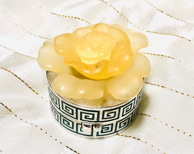 Very RARE Estée Lauder solid perfume from 1981 still full of original Estée fragrance in solid form
