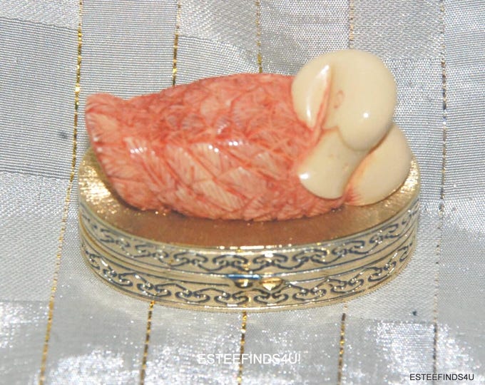 Beautiful Condition NESTING DUCK 1982 (faux) Iv0ry Collection