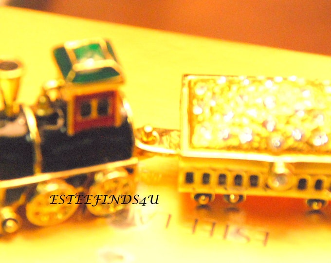 Estee Lauder Locomotive Solid Perfume Compact filled with Beautiful fragrance RARE