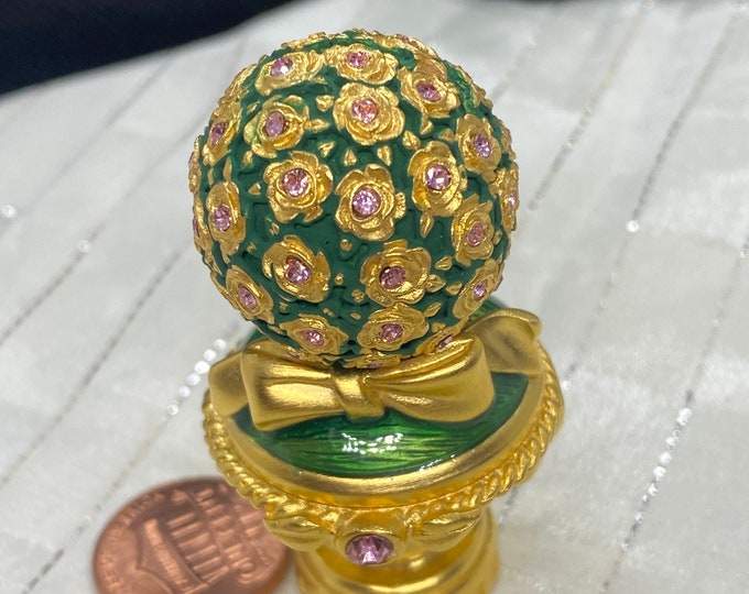 Estée Lauder Beautiful Bouquet circa 1993
