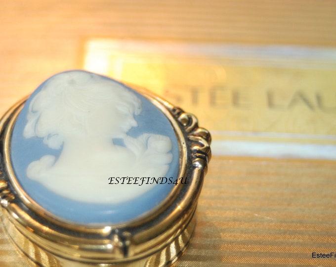 Estee Lauder CLASSIC CAMEO circa 1986 MIB with Youth Dew Wedgewood look