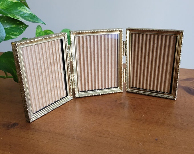 31/2 X 5 Hinged Gold Metal Picture Frame 1970s Etsy