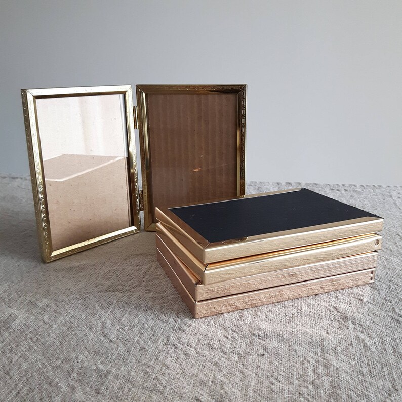 3 1 2 X 5 Hinged Folding Brass Gold Metal Picture Frames Bifold Double Two Mini Bulk Wedding Signs Centerpiece 8 Cm