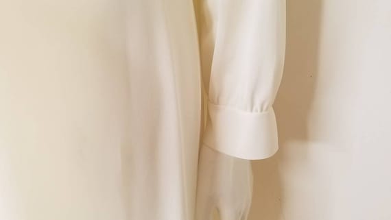 White Long Sleeve Peignoir From JCPenney / Bed Ja… - image 4