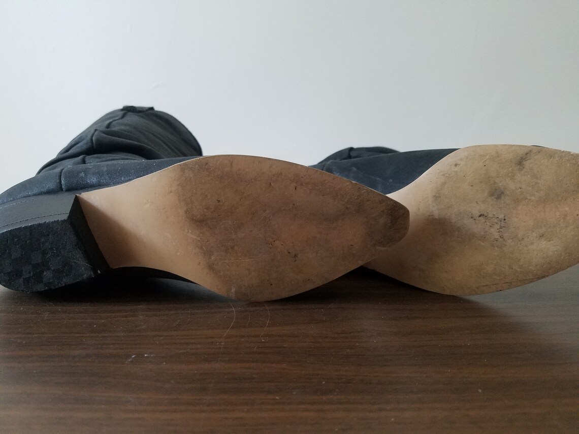 cowboy boots metal toe tips